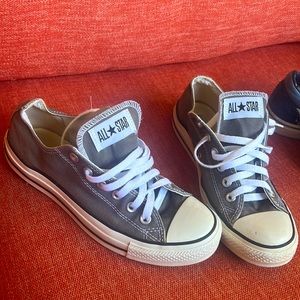 Grey Converse All-star